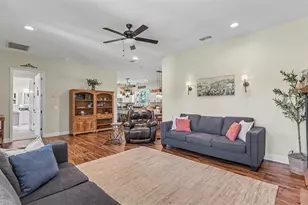 36431 Florrie Mae Ln, Dade City, FL 33523 - Photo 9