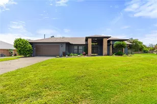 280 Santa Rosa Dr, Winter Haven, FL 33884 - Photo 1