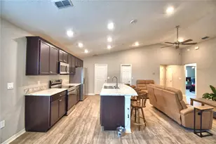 1390 Mezzavalle Wy, Auburndale, FL 33823 - Photo 9