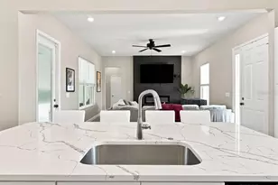 795 Crosstower Dr, Winter Haven, FL 33880 - Photo 3