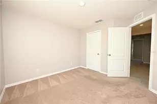1563 Swan Lake Cir, Dundee, FL 33838 - Photo 33