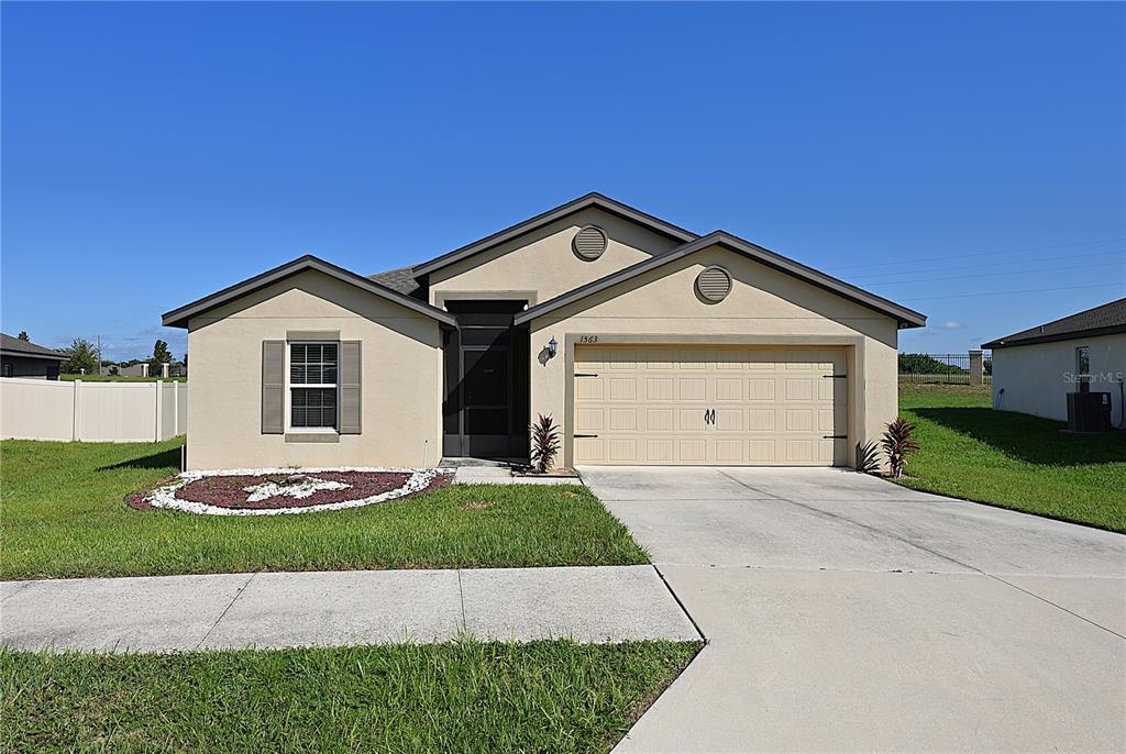 1563 Swan Lake Cir - 1563 Swan Lake Cir, Dundee, FL 33838 Luxury Property | Jose Angel Pina