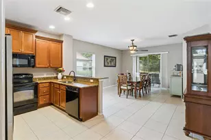 1742 Altavista Circle Circle, Lakeland, FL 33810 - Photo 7