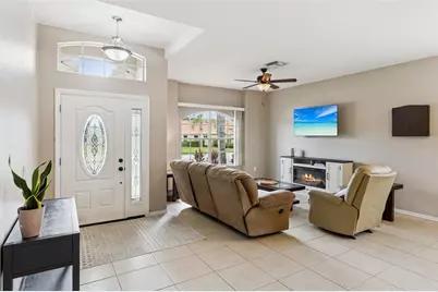 1742 Altavista Circle Circle, Lakeland, FL 33810 - Photo 3