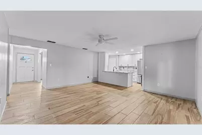 1930 High Glen Court S, Lakeland, FL 33813 - Photo 5
