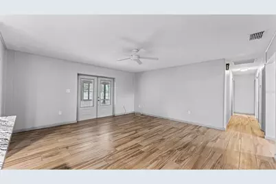 1930 High Glen Court S, Lakeland, FL 33813 - Photo 3