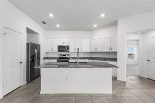 1425 Engelberg St, Winter Haven, FL 33881 - Photo 5