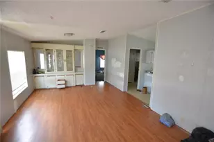 5192 75th St N, Saint Petersburg, FL 33709 - Photo 5