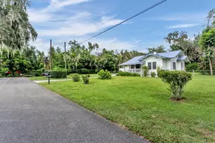 7006 Beverly Rd, Lakeland, FL 33813 - Photo 3