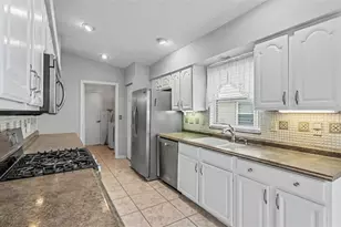 2191 Silver Re Dr, Lakeland, FL 33810 - Photo 23