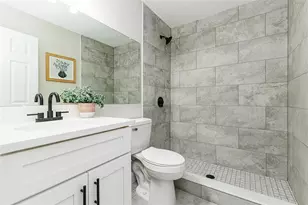2923 Forestbrook Dr N, Lakeland, FL 33811 - Photo 7