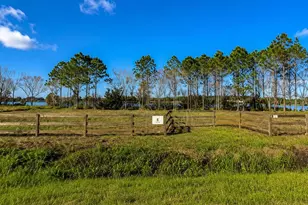 1380 Old Brewster Rd, Fort Meade, FL 33841 - Photo 1