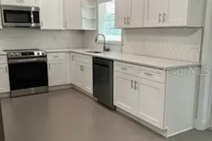 415 Petteway Dr, Lakeland, FL 33805 - Photo 5