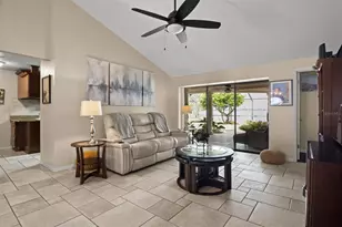 926 Van Dr, Auburndale, FL 33823 - Photo 3