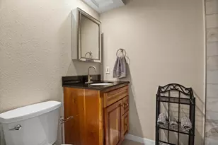 926 Van Dr, Auburndale, FL 33823 - Photo 29