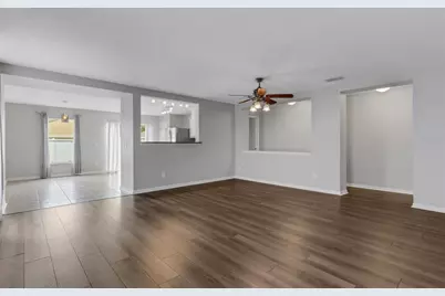 11136 Golden Silence Drive, Riverview, FL 33579 - Photo 9