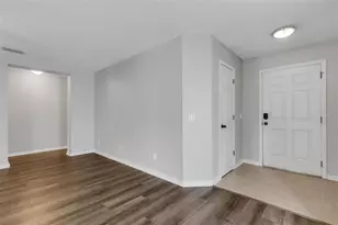 11136 Golden Silence Dr, Riverview, FL 33579 - Photo 5
