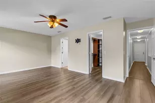 11136 Golden Silence Dr, Riverview, FL 33579 - Photo 21