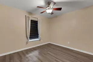 11136 Golden Silence Dr, Riverview, FL 33579 - Photo 29