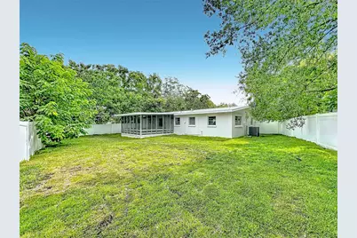 304 Sunnyhill Lane, Lakeland, FL 33803 - Photo 3