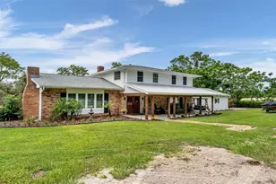 2406 Lake Ella Rd, Fruitland Park, FL 34731 - Photo 3