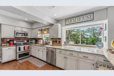 2406 Lake Ella Road, Fruitland Park, FL 34731 - Photo 15