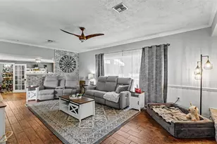 2406 Lake Ella Rd, Fruitland Park, FL 34731 - Photo 11