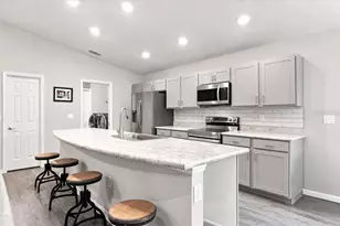 7342 Liberty Rd, Lakeland, FL 33809 - Photo 9