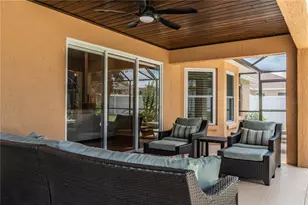 6331 Alamanda Hills Dr, Lakeland, FL 33813 - Photo 15