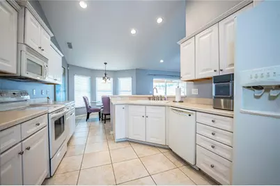 6331 Alamanda Hills Drive, Lakeland, FL 33813 - Photo 35