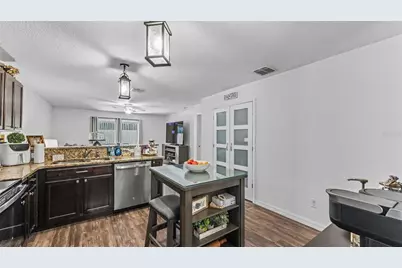 6270 Manitoba Drive, Lakeland, FL 33805 - Photo 7