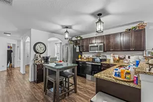 6270 Manitoba Dr, Lakeland, FL 33805 - Photo 5