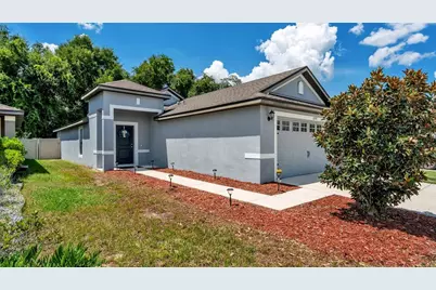 6270 Manitoba Drive, Lakeland, FL 33805 - Photo 1