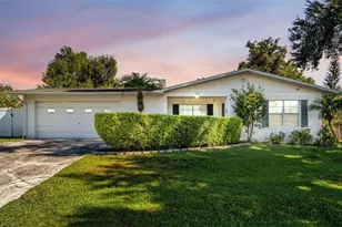 1722 Dooley Ln, Lakeland, FL 33813 - Photo 9