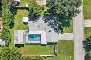 1722 Dooley Ln, Lakeland, FL 33813 - Photo 3