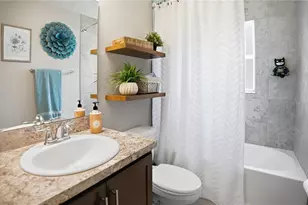 931 Pearly Ridge Ln, Lakeland, FL 33809 - Photo 17