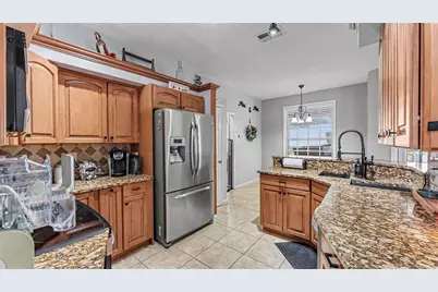 1065 Hidden Drive, Lakeland, FL 33809 - Photo 31
