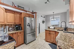 1065 Hidden Dr, Lakeland, FL 33809 - Photo 31