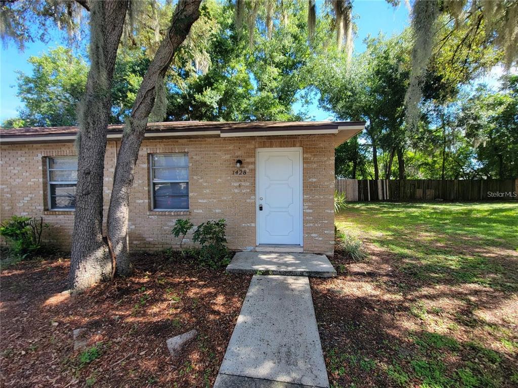 1428 E Fern Rd - 1428 E Fern Rd, Lakeland, FL 33801 Luxury Property | Jose Angel Pina