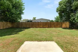 521 Skyline Dr E, Lakeland, FL 33801 - Photo 31