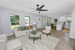 521 Skyline Dr E, Lakeland, FL 33801 - Photo 7