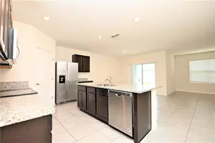 2548 Ryland Falls Dr, Lakeland, FL 33811 - Photo 3