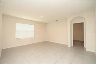 2548 Ryland Falls Dr, Lakeland, FL 33811 - Photo 11