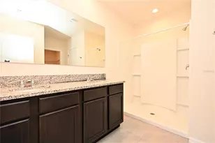 2548 Ryland Falls Dr, Lakeland, FL 33811 - Photo 19
