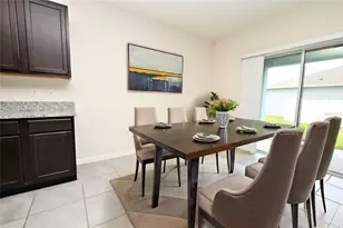 2548 Ryland Falls Dr, Lakeland, FL 33811 - Photo 5