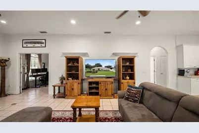 318 Hamilton Shores Drive NE, Winter Haven, FL 33881 - Photo 7