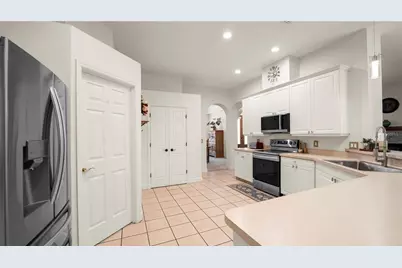 318 Hamilton Shores Drive NE, Winter Haven, FL 33881 - Photo 15