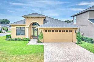 904 Christina Chase Ln, Lakeland, FL 33813 - Photo 1