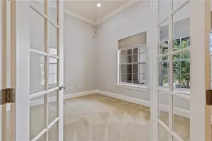 6330 Ashley Dr, Lakeland, FL 33813 - Photo 7