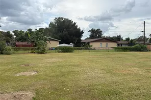 424 Marimar St, Lakeland, FL 33813 - Photo 3